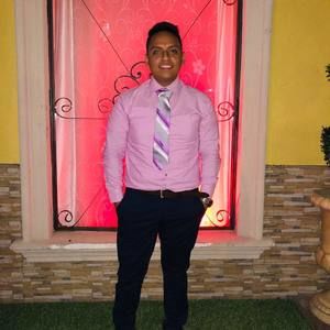 Meet your Posher, Aurelio